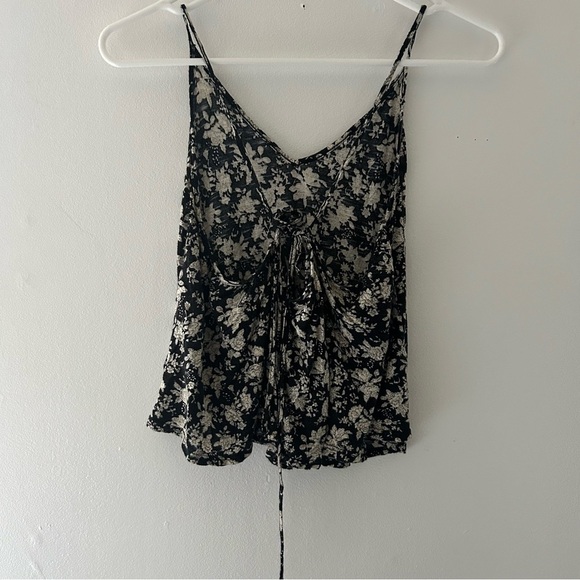 Forever 21 Floral Print Tank Top - Picture 3 of 3